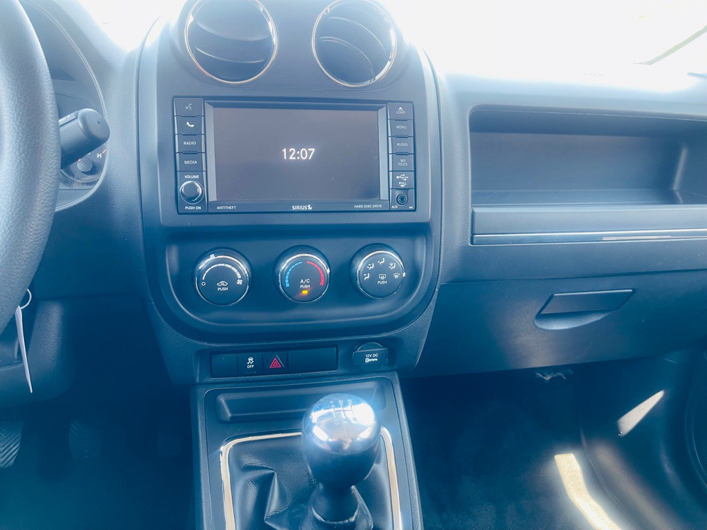 2016 Jeep Patriot Image 14