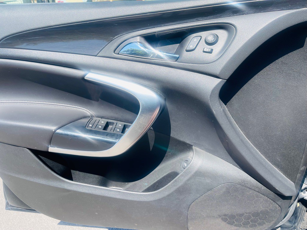 2014 Buick Regal Image 9