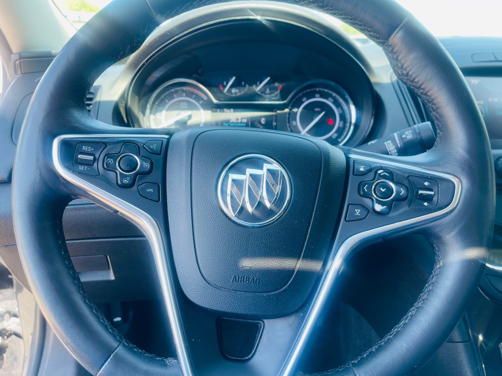 2014 Buick Regal Image 13
