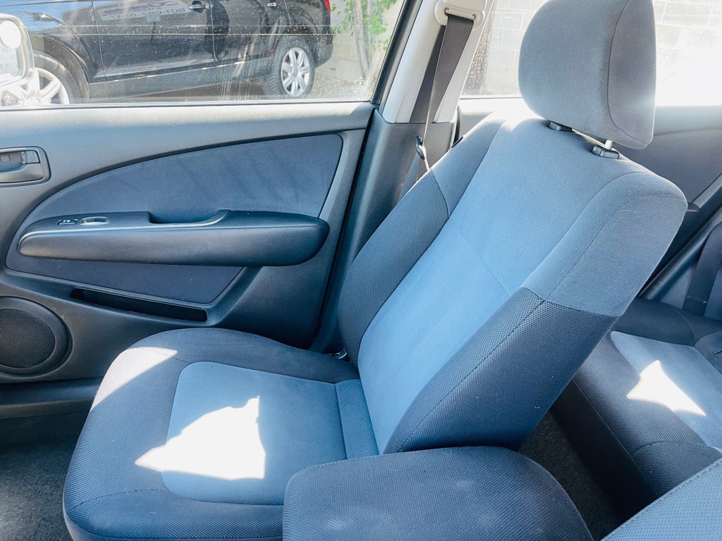 2006 Mitsubishi Outlander Image 11