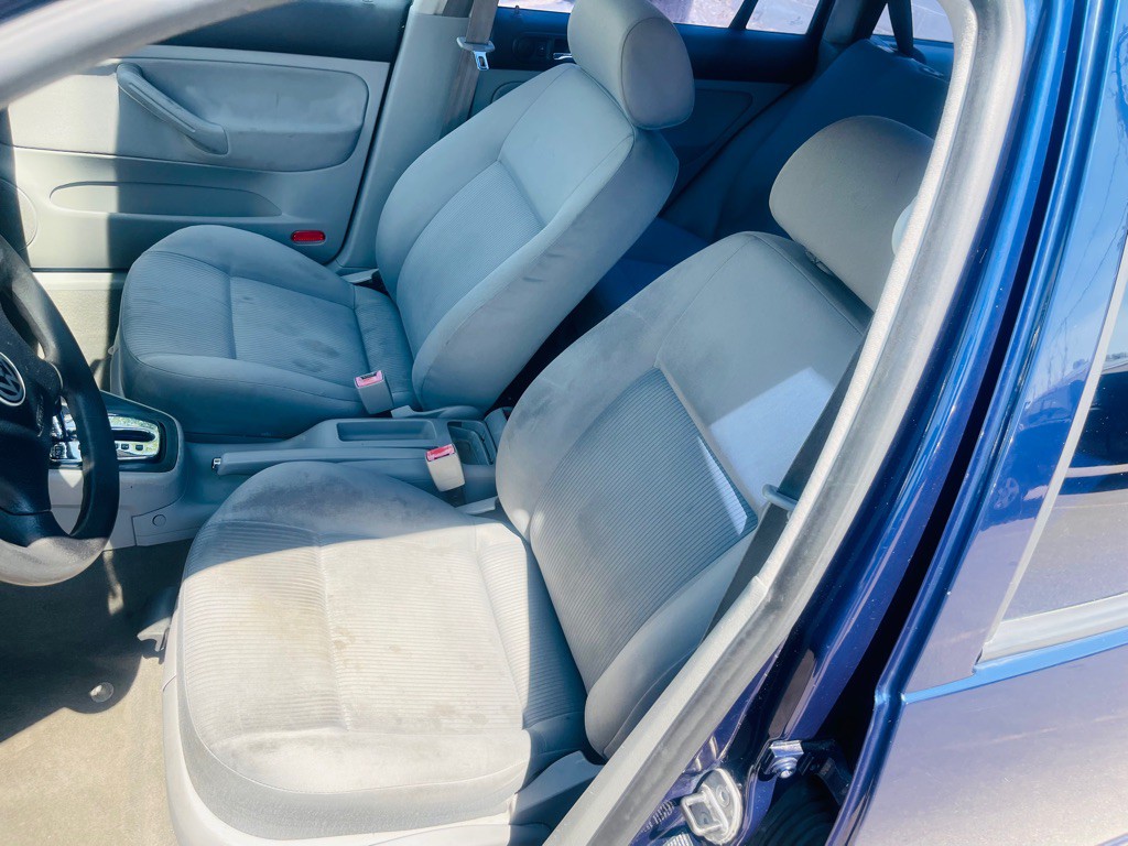 2003 Volkswagen Jetta Image 10
