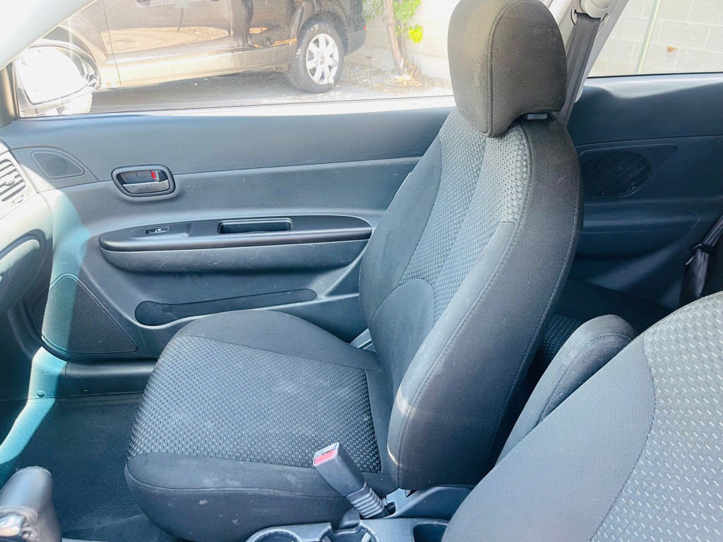 2007 Hyundai Accent Image 11