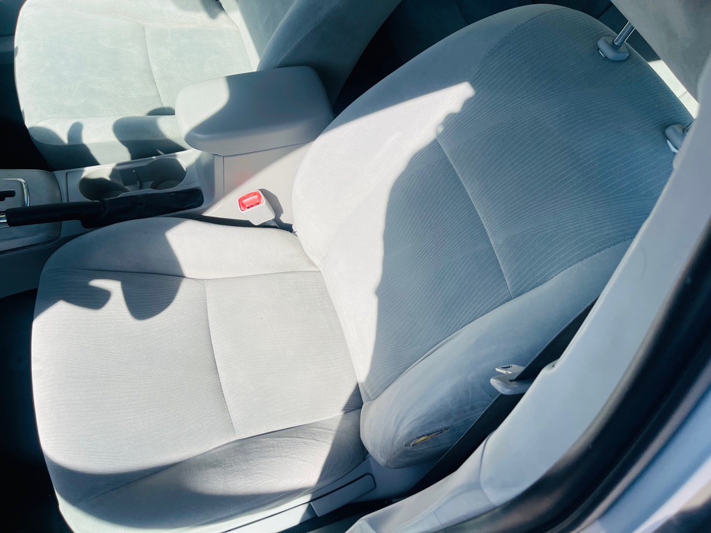 2011 Toyota Corolla Image 10