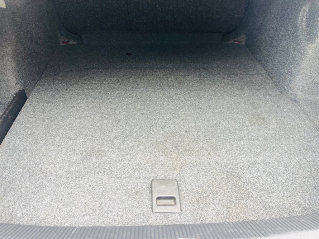 2015 Volkswagen Passat Image 18