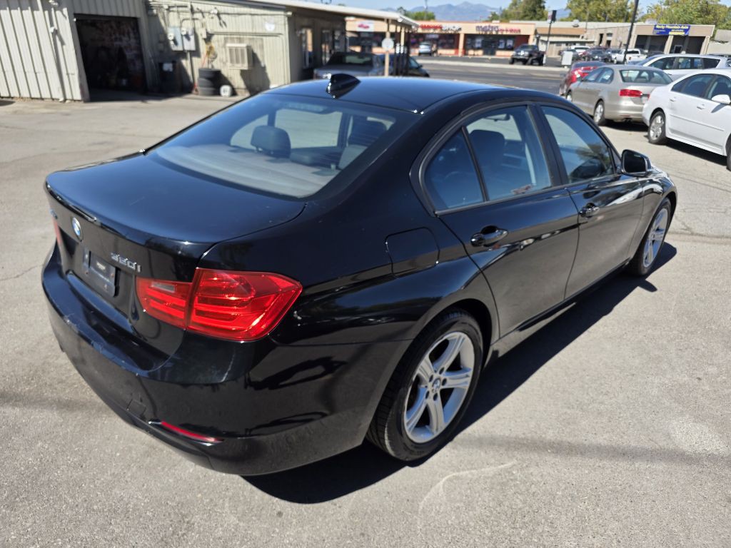 2015 BMW 3 Series Image 5