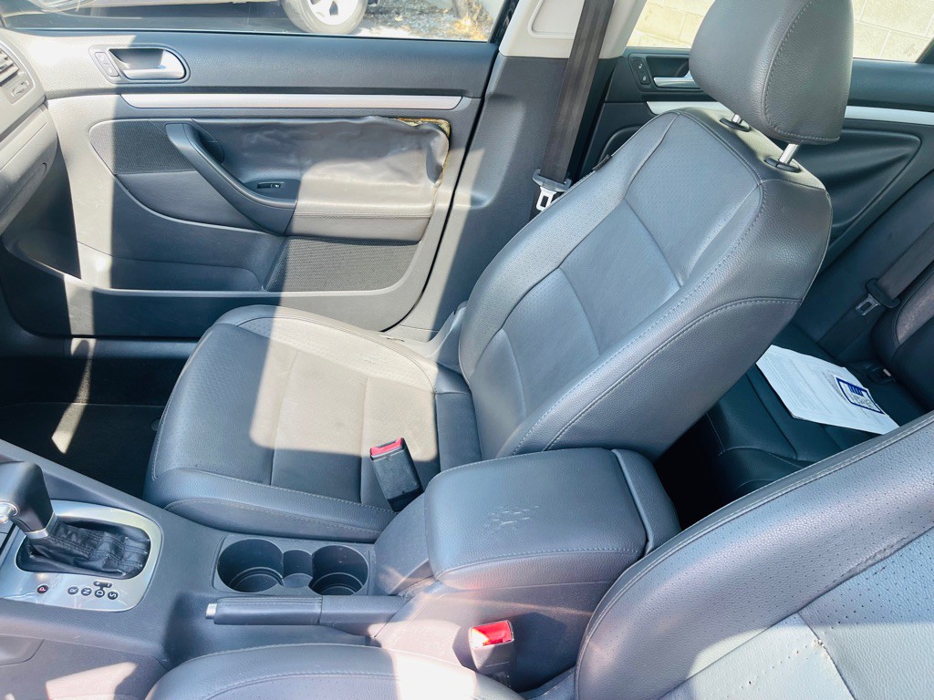 2008 Volkswagen Jetta Image 11