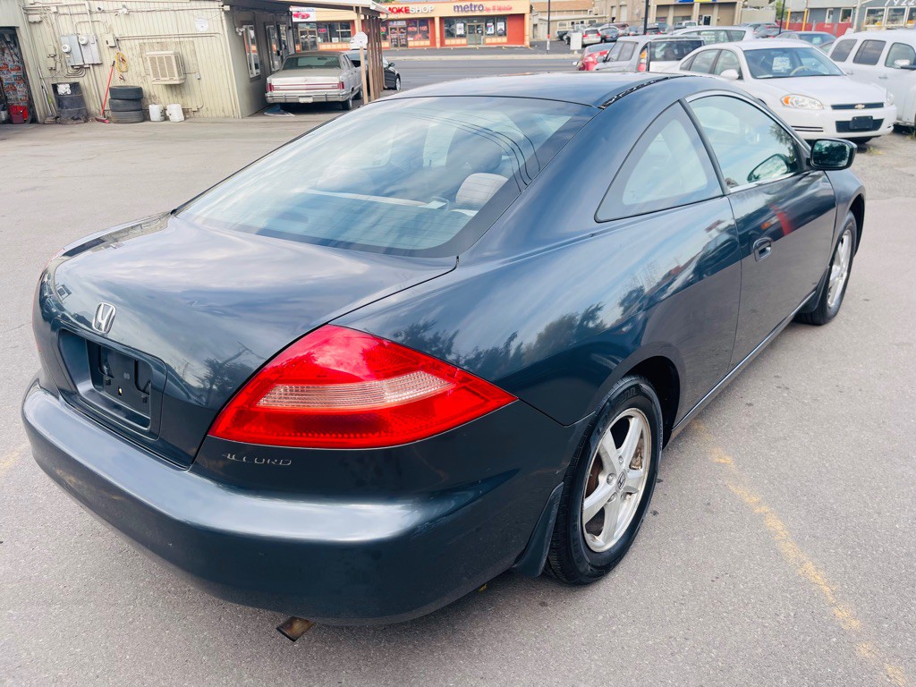 2004 Honda Accord Image 5