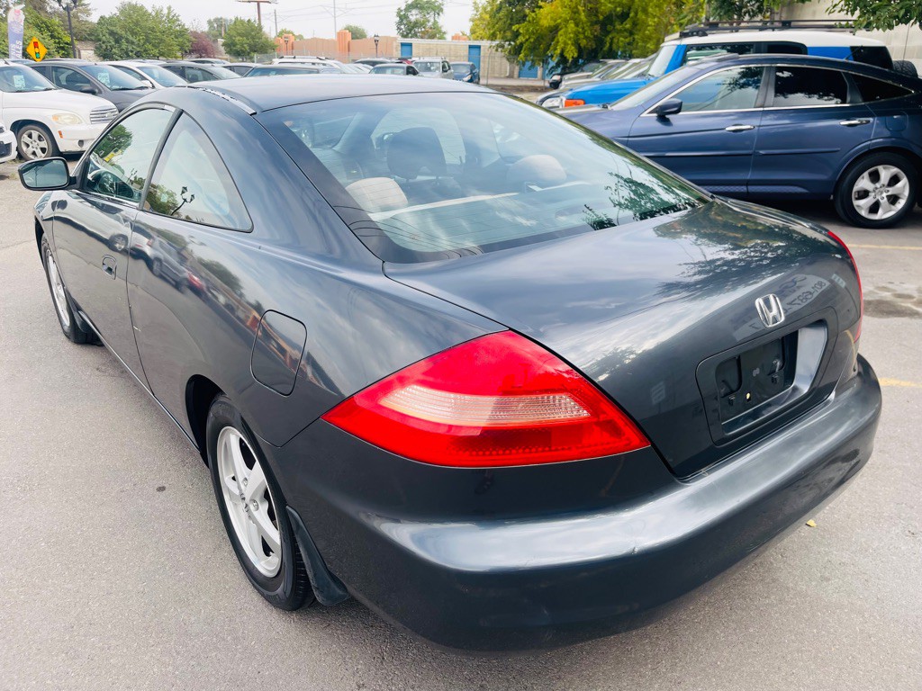 2004 Honda Accord Image 7