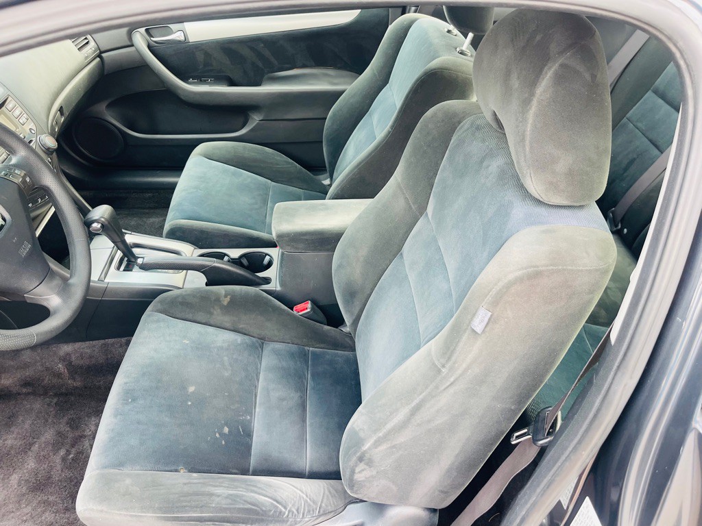 2004 Honda Accord Image 10
