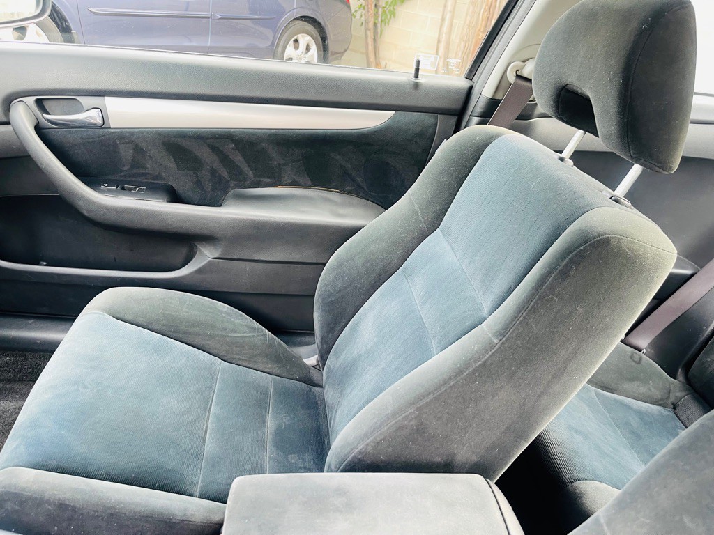 2004 Honda Accord Image 11