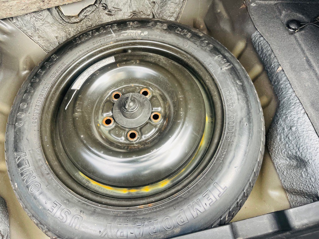 2004 Honda Accord Image 19