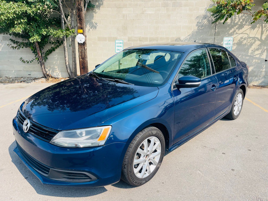 2011 Volkswagen Jetta Image 1