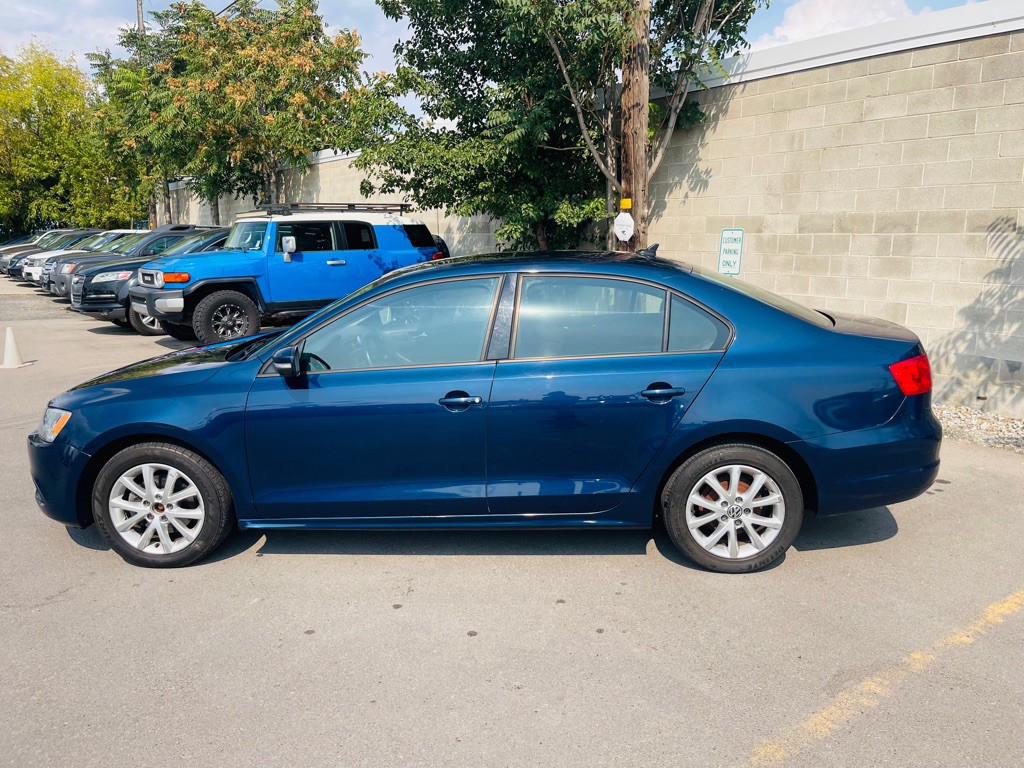2011 Volkswagen Jetta Image 8