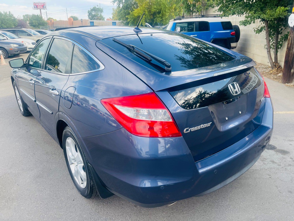 2012 Honda Crosstour Image 7