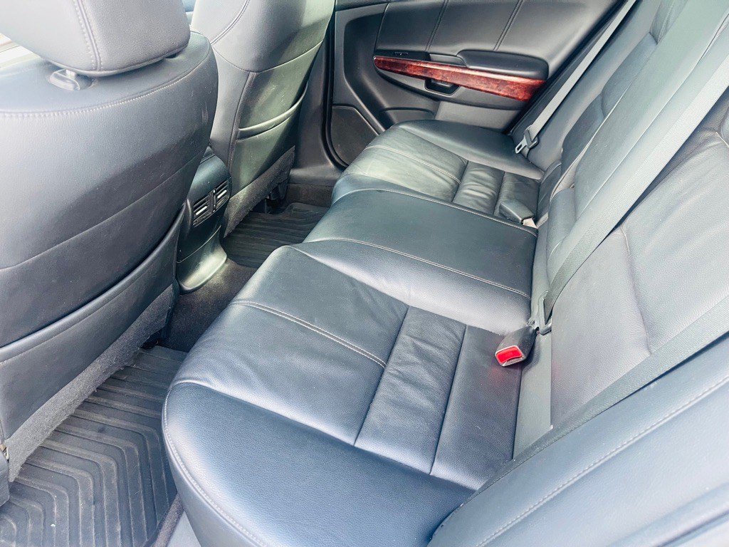 2012 Honda Crosstour Image 19