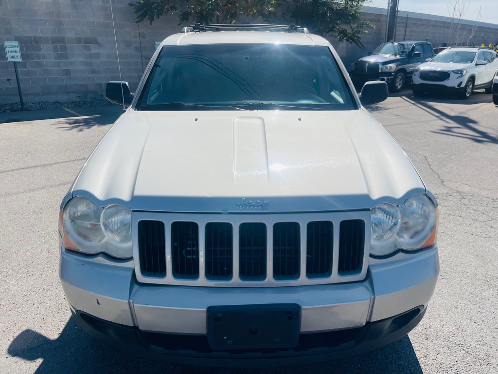 2009 Jeep Grand Cherokee Image 2