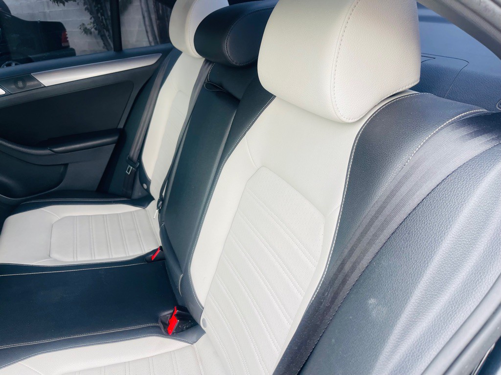 2016 Volkswagen Jetta Image 17
