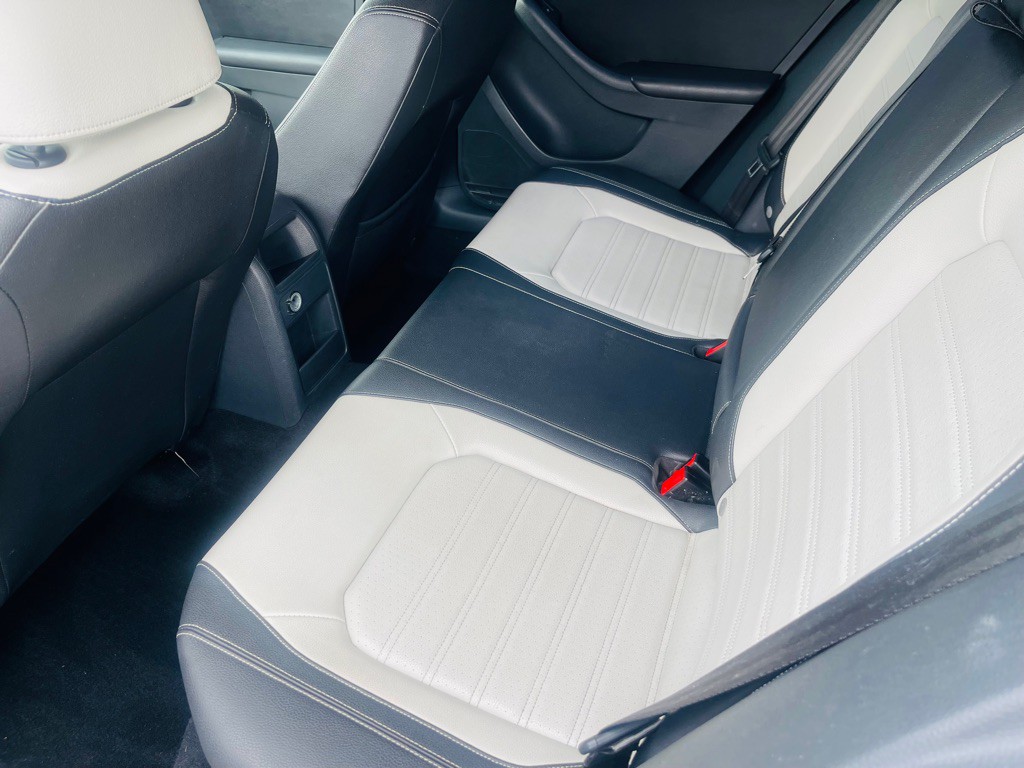 2016 Volkswagen Jetta Image 18