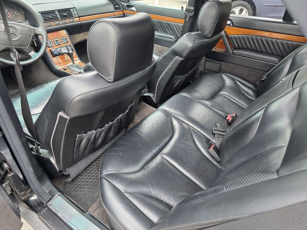1992 Mercedes-Benz 400 Image 19