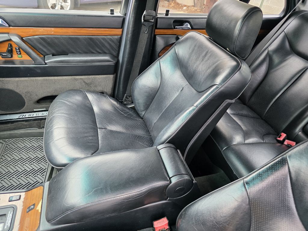 1992 Mercedes-Benz 400 Image 22