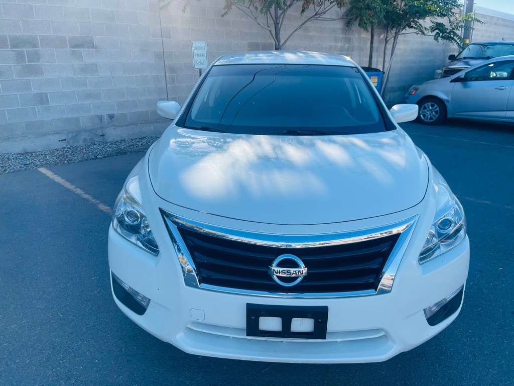 2015 Nissan Altima Image 2