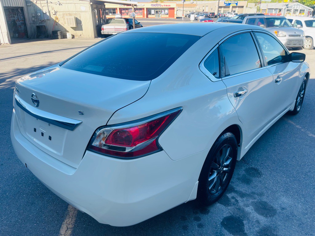 2015 Nissan Altima Image 5