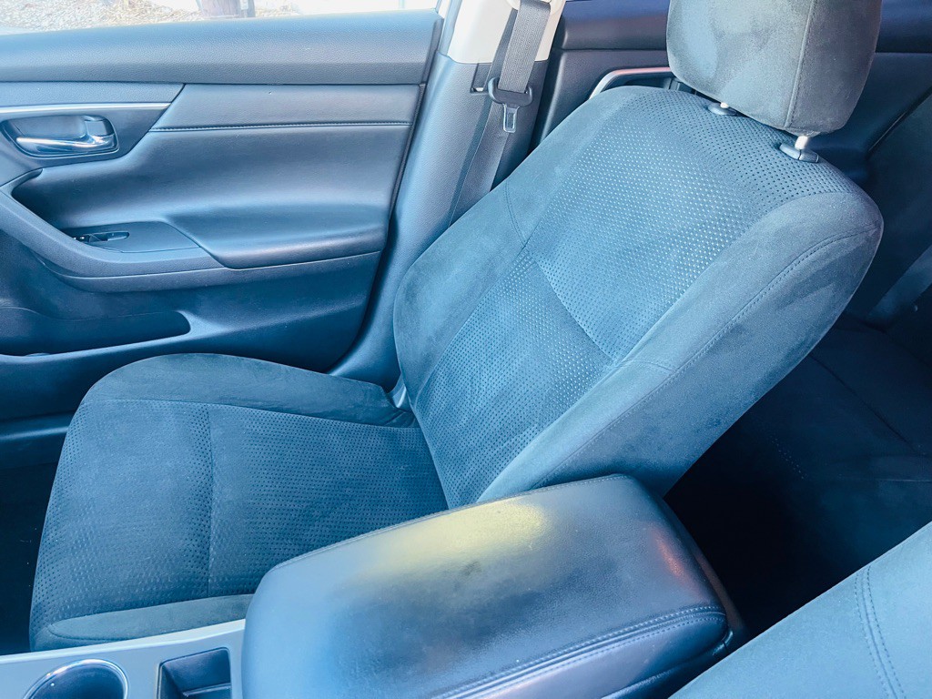 2015 Nissan Altima Image 11