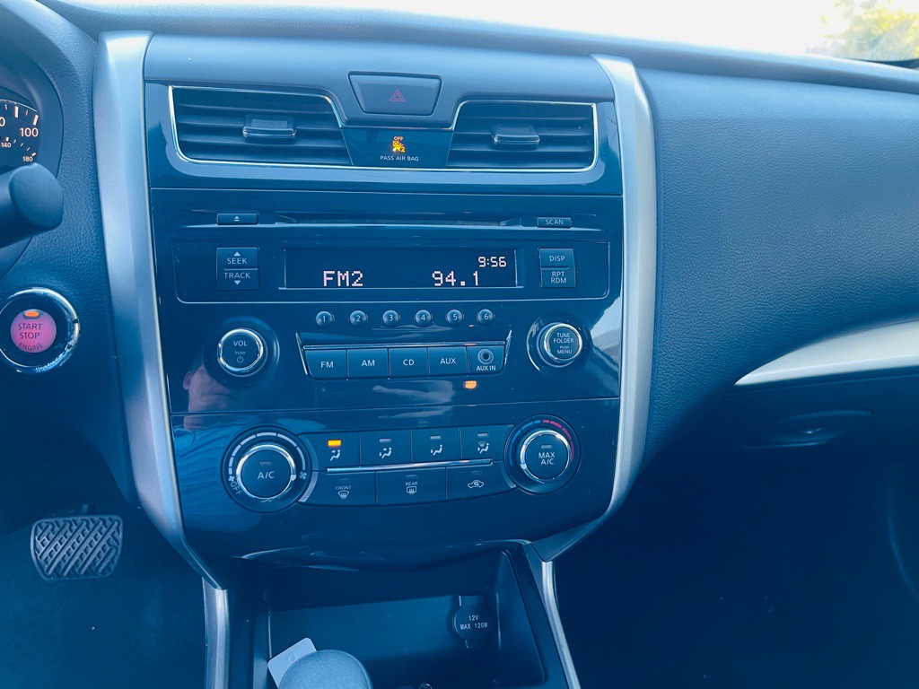 2015 Nissan Altima Image 14