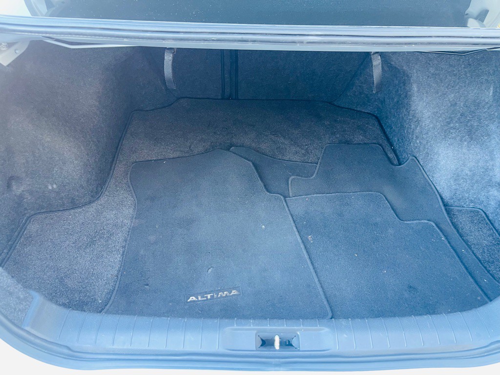 2015 Nissan Altima Image 18