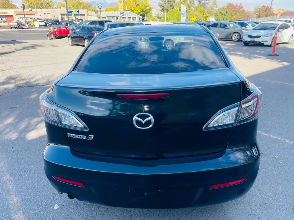 2013 Mazda Mazda3 Image 6