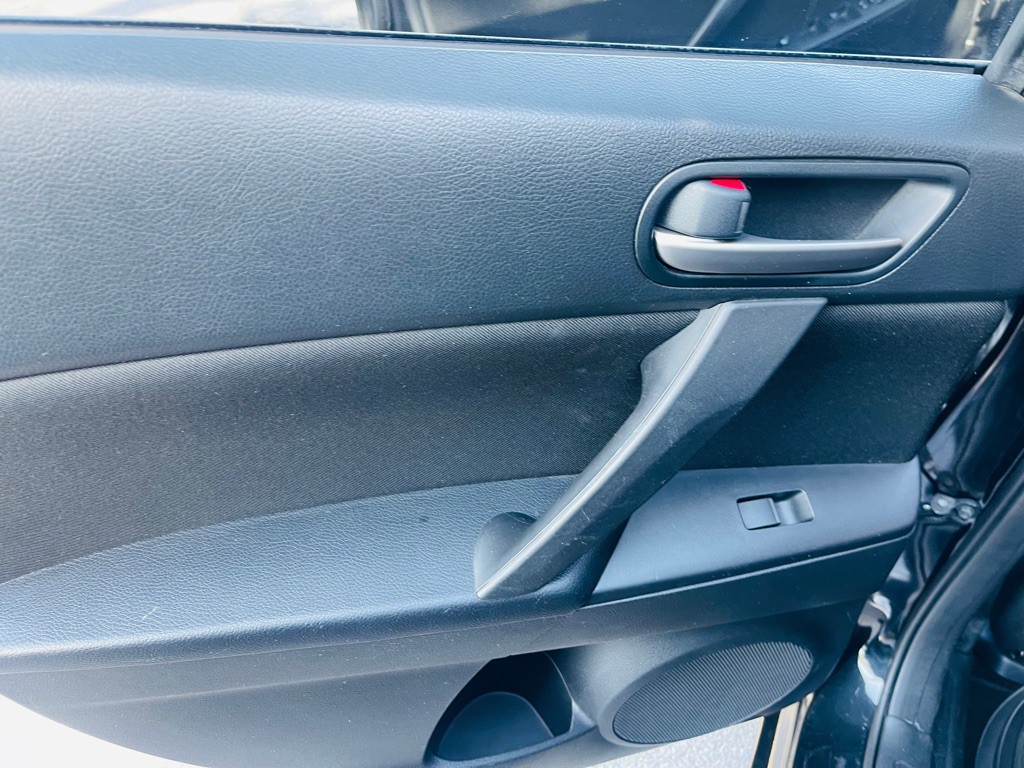 2013 Mazda Mazda3 Image 15