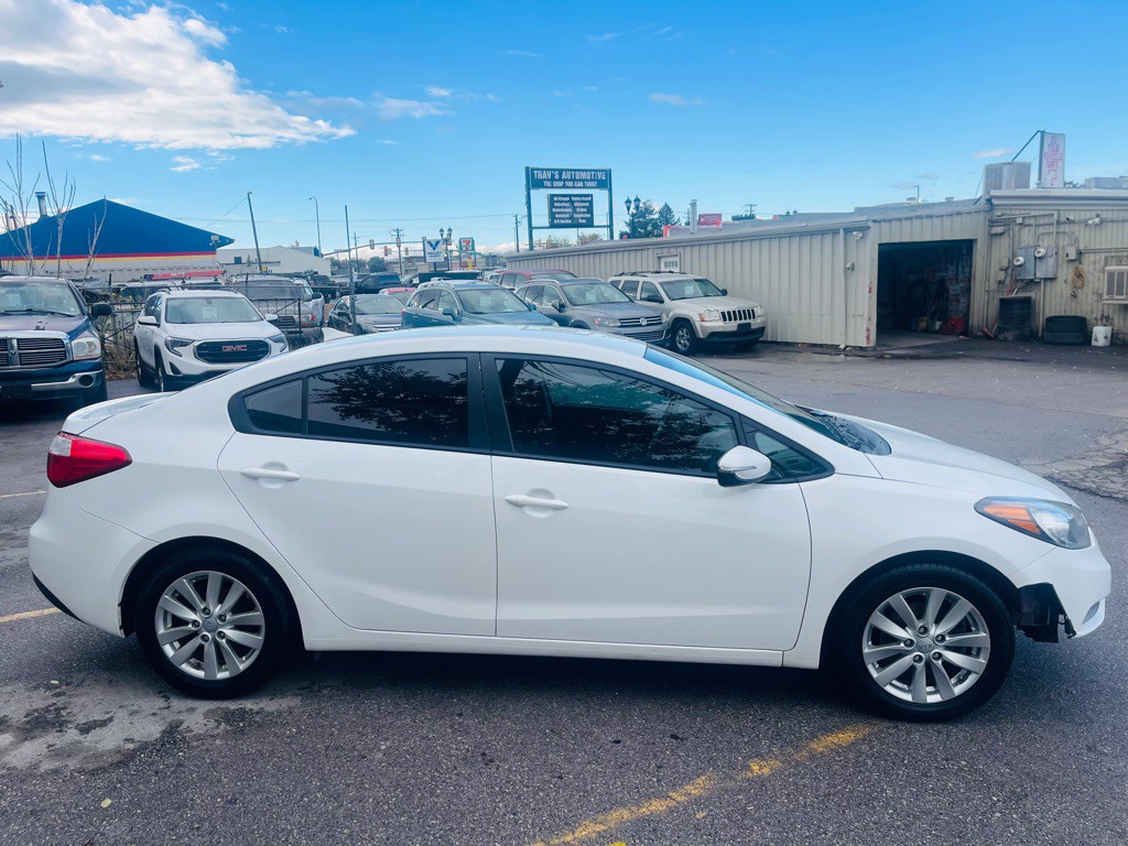 2016 Kia Forte Image 4