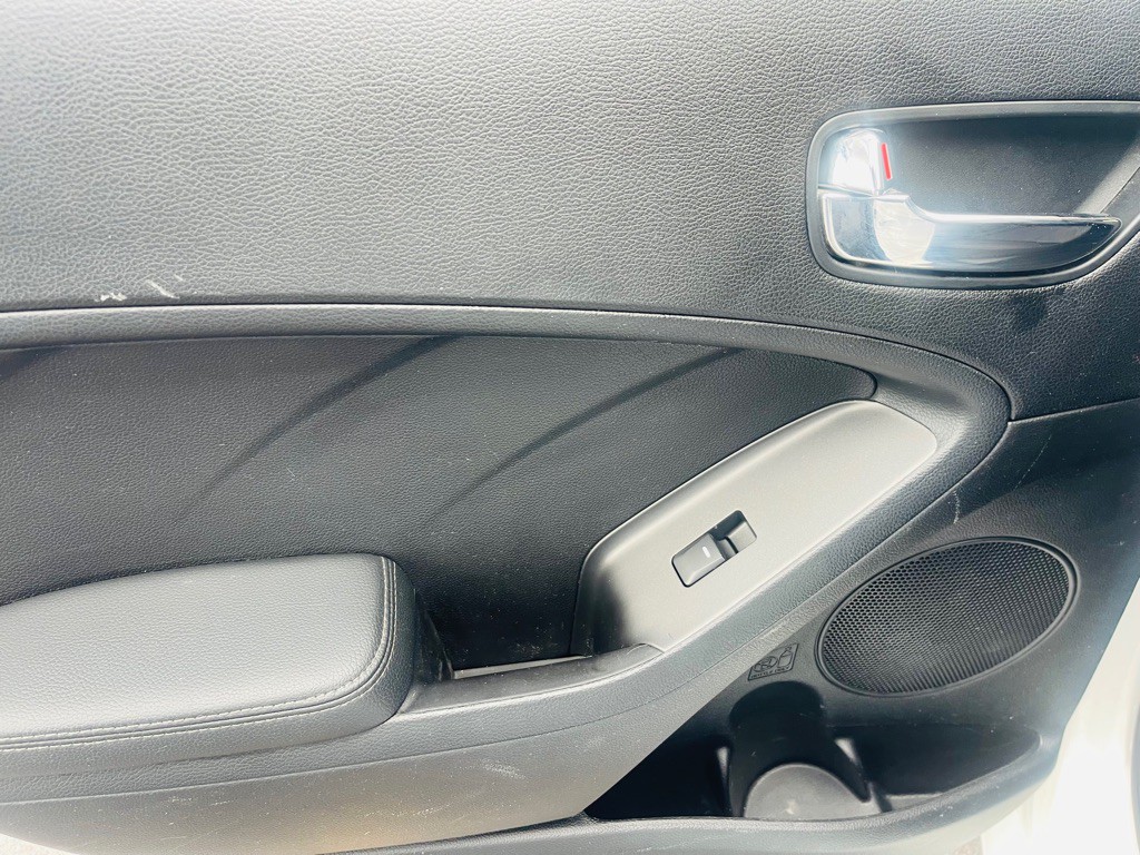 2016 Kia Forte Image 15