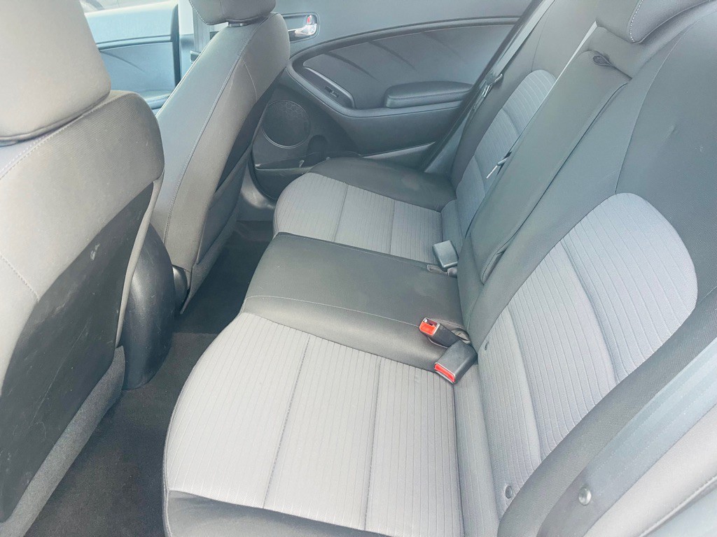 2016 Kia Forte Image 17