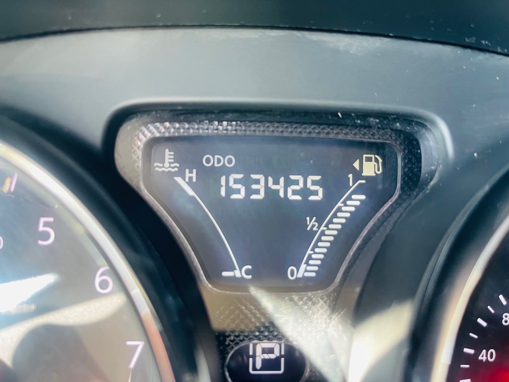 2016 Nissan Versa Image 13