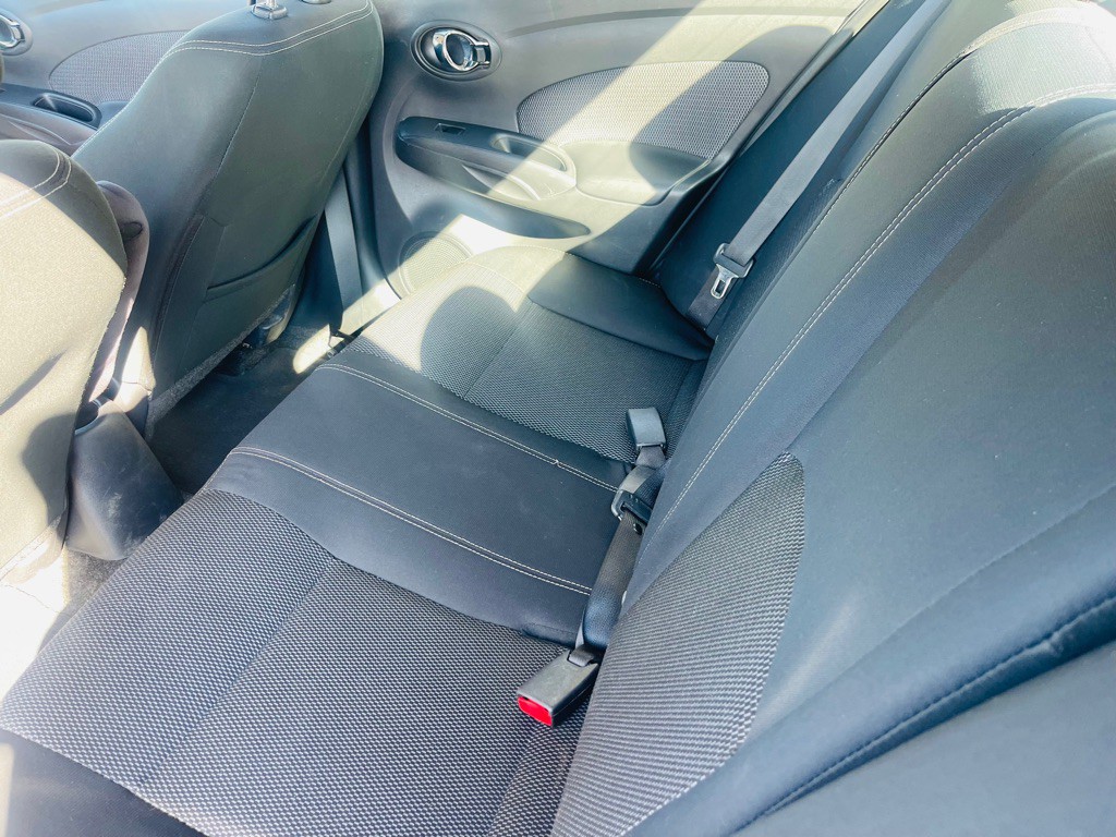 2016 Nissan Versa Image 17