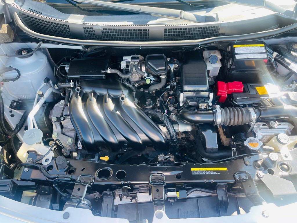 2016 Nissan Versa Image 24