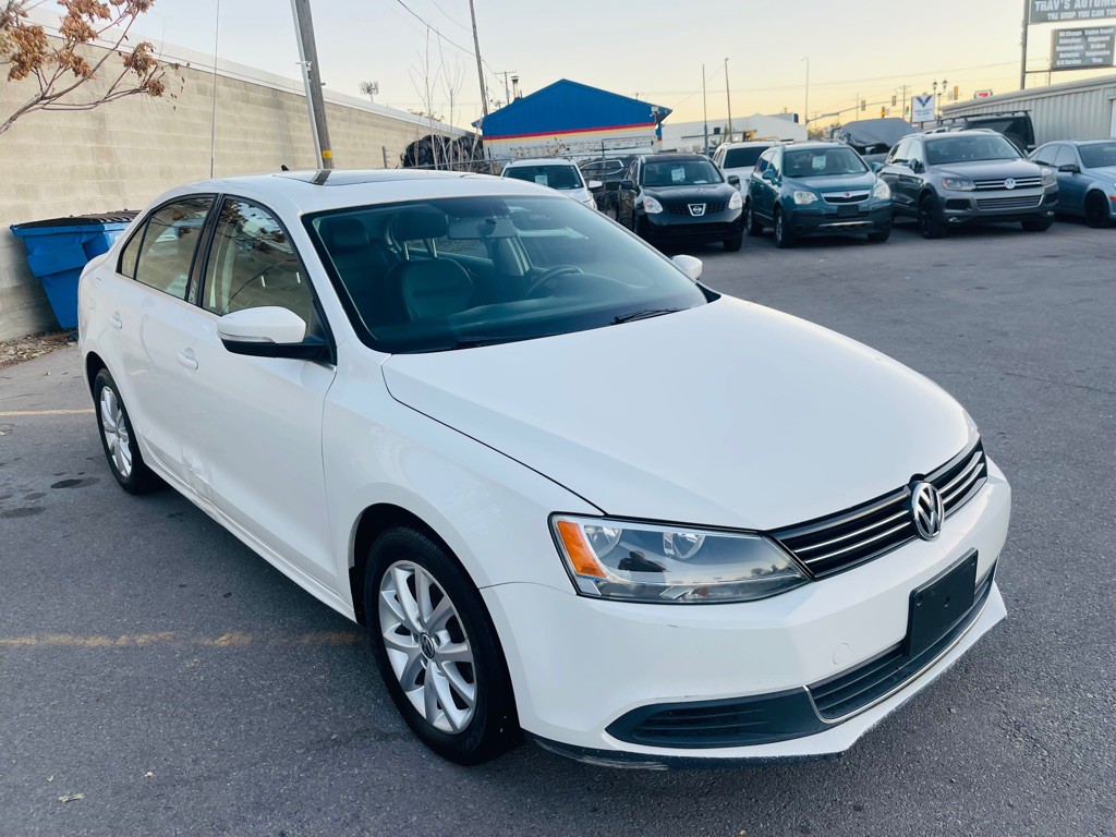 2013 Volkswagen Jetta Image 3