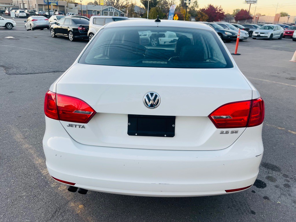 2013 Volkswagen Jetta Image 6