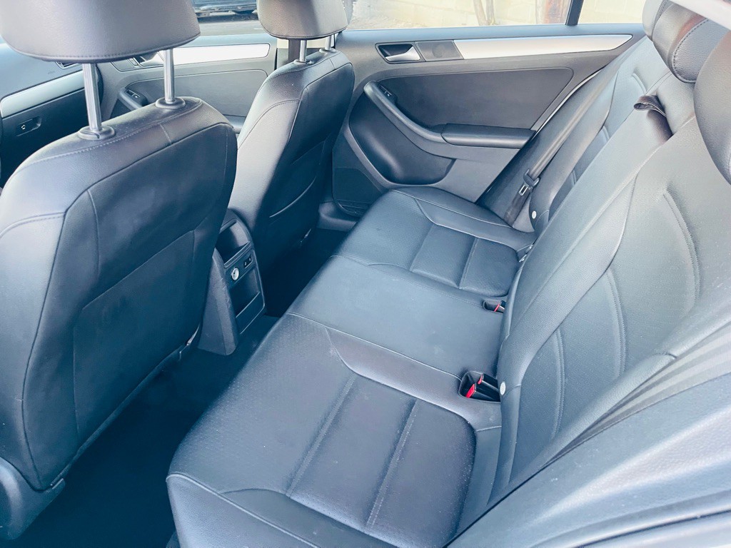 2013 Volkswagen Jetta Image 18