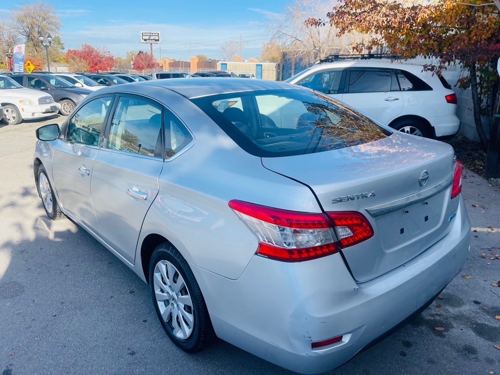 2013 Nissan Sentra Image 7