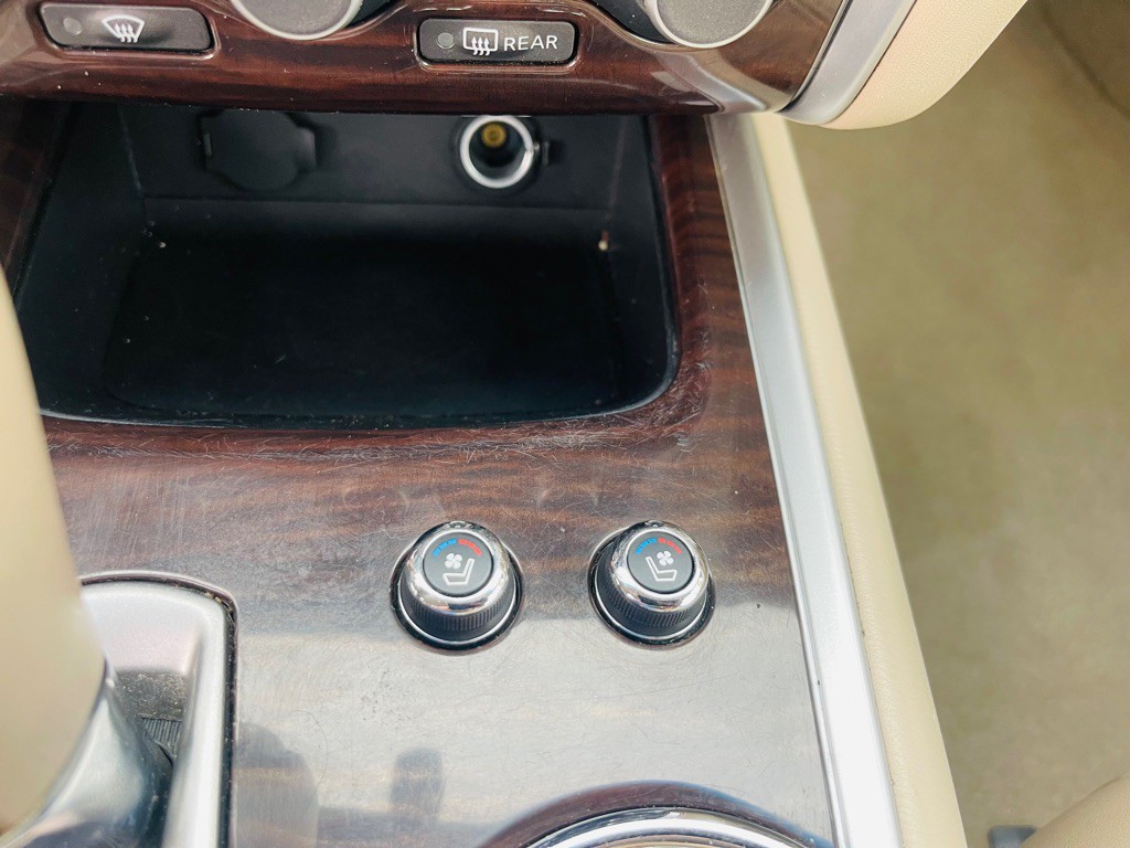 2014 Nissan Pathfinder Image 16