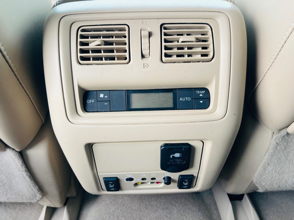 2014 Nissan Pathfinder Image 24