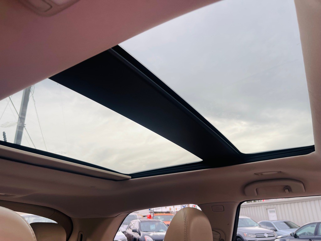 2014 Nissan Pathfinder Image 25