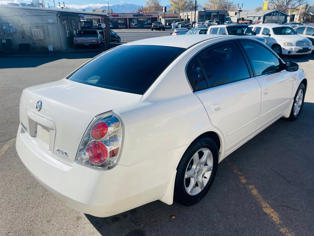 2005 Nissan Altima Image 5