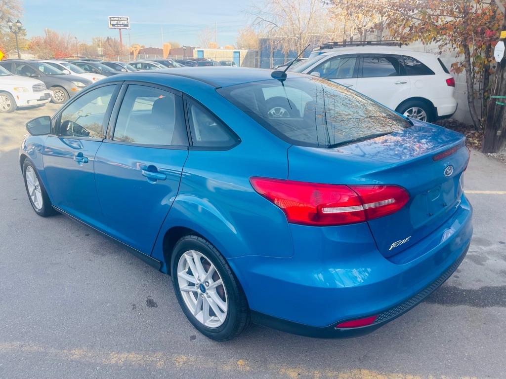 2016 Ford Focus Image 7