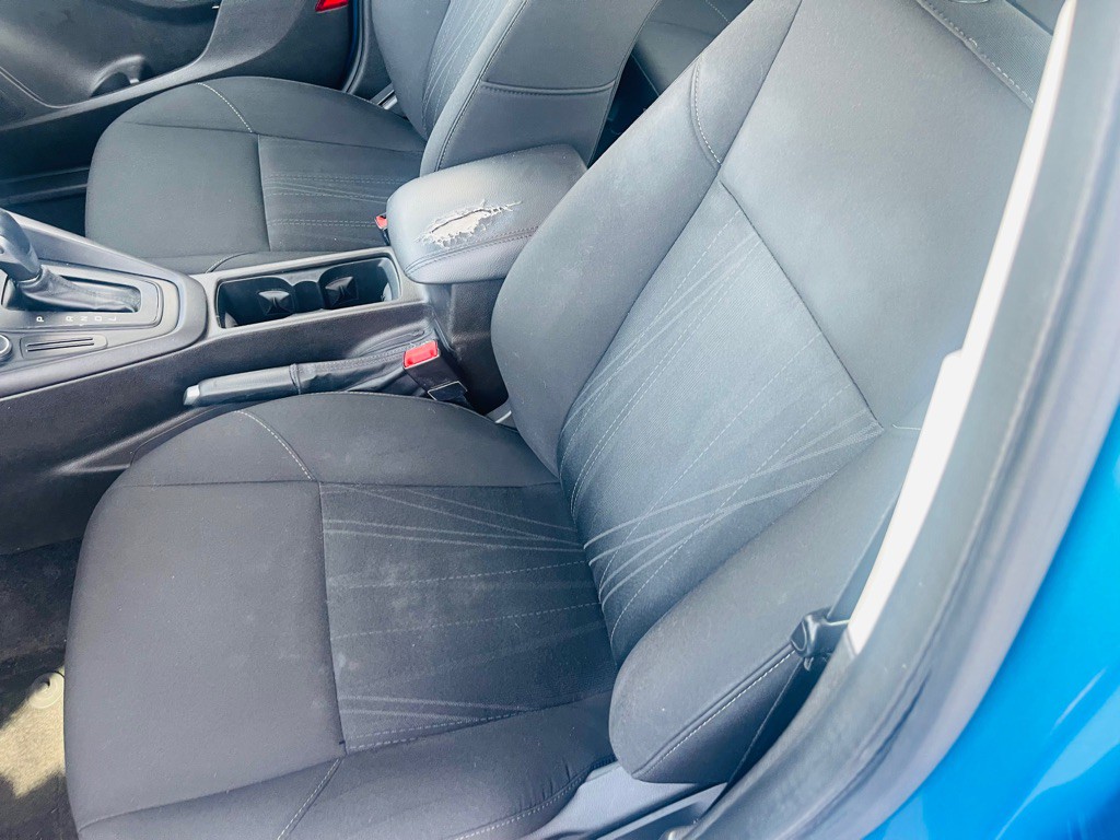 2016 Ford Focus Image 10