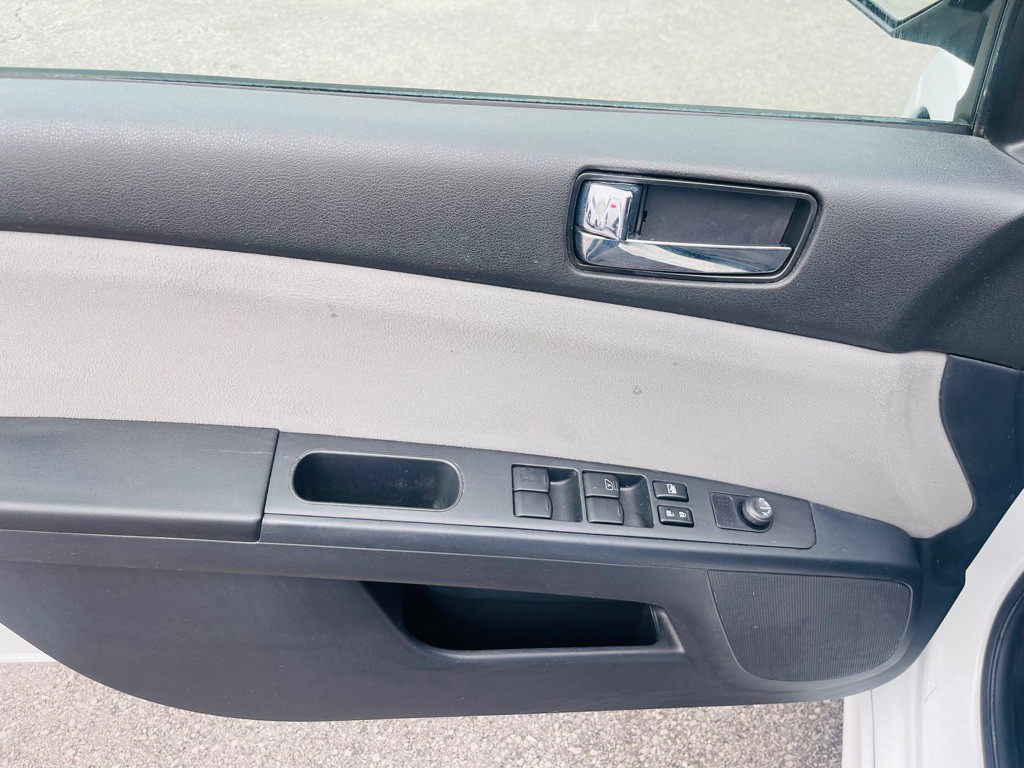2012 Nissan Sentra Image 9