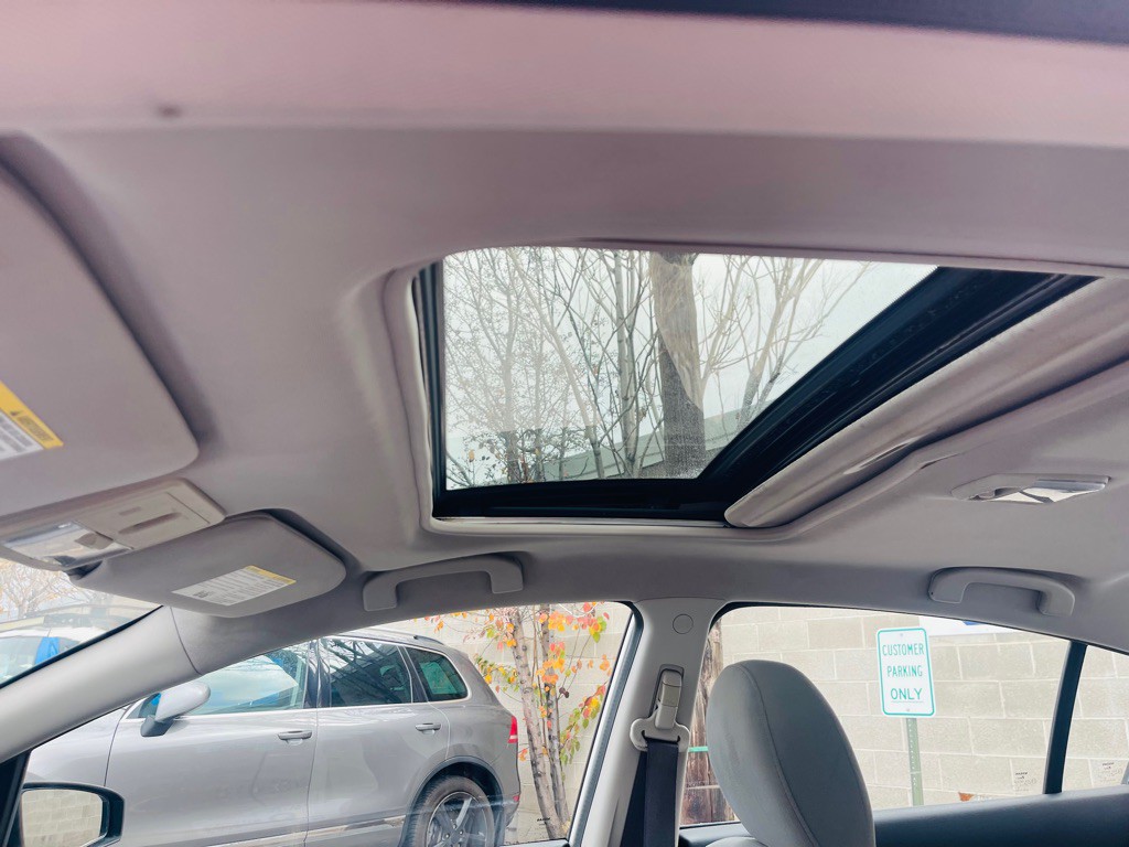 2012 Nissan Sentra Image 15