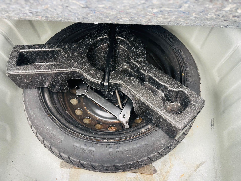 2012 Nissan Sentra Image 20